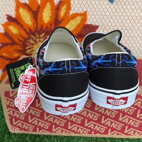 Vans Classic Slip On Electric Flame Black/True White Men’s sneakers - Picture 14 of 16